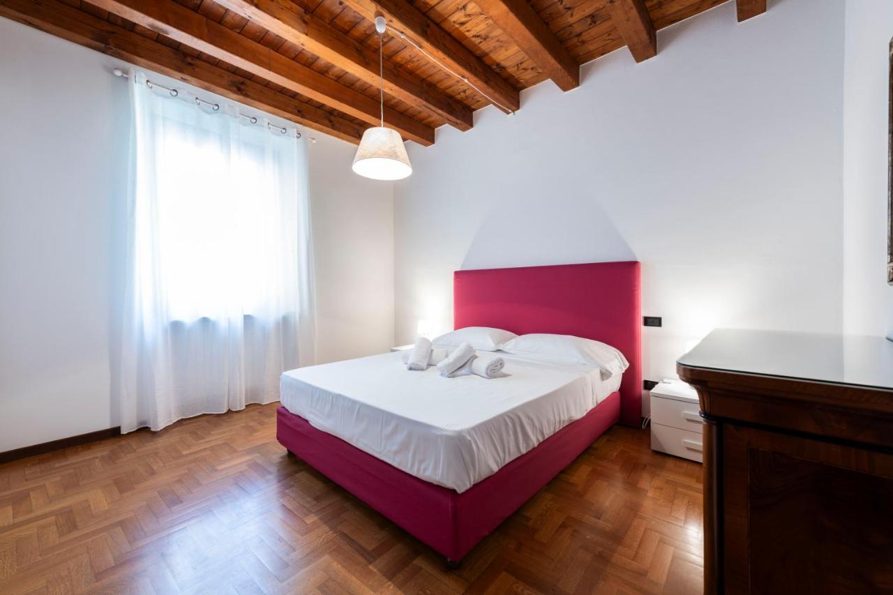 Amanti Apartment In Verona Luaran gambar